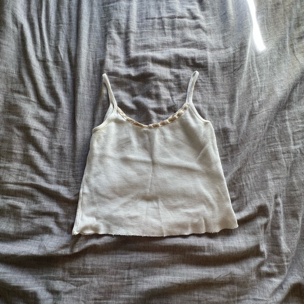 BRANDY MELVILLE TANK TOP